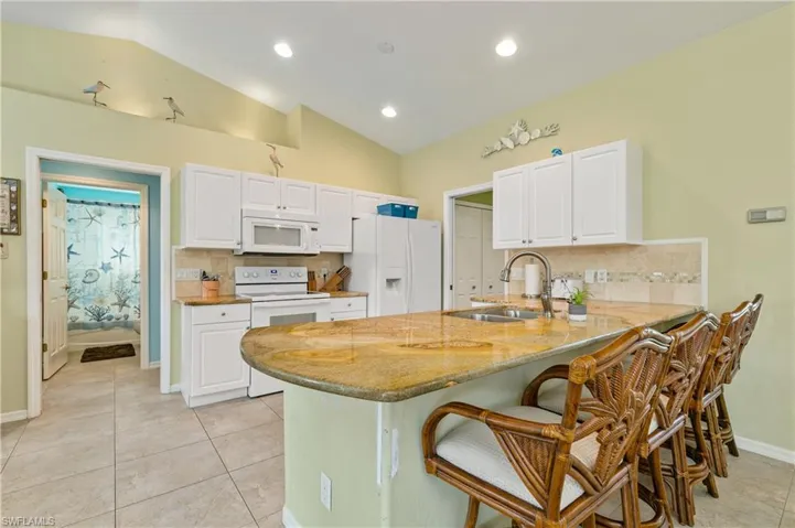 11 Nw 13th Pl, Cape Coral Fl 33993