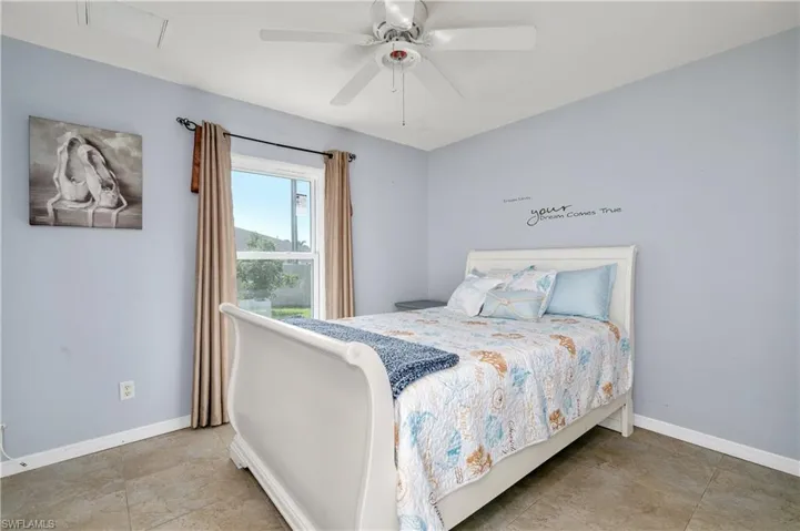 11 Nw 13th Pl, Cape Coral Fl 33993