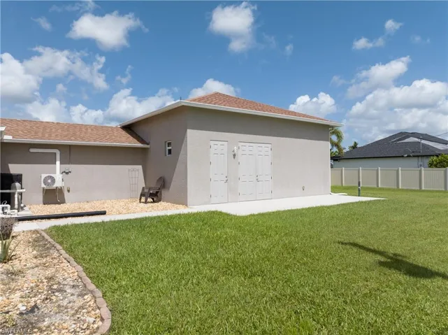 11 Nw 13th Pl, Cape Coral Fl 33993