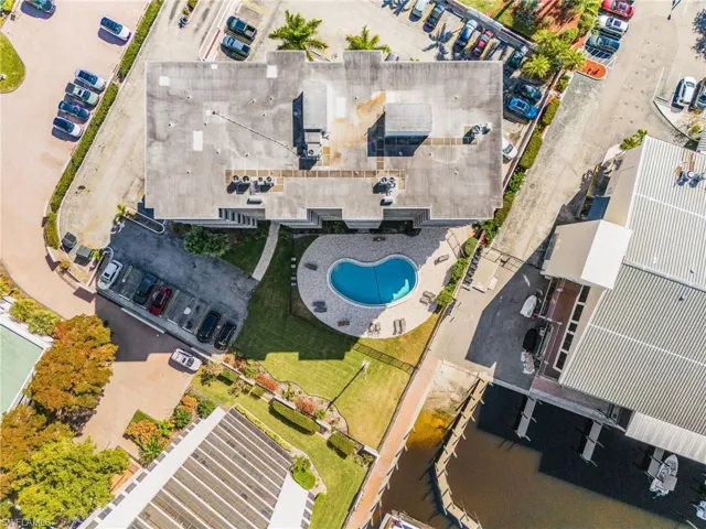 Bird's eye view of a pool area
