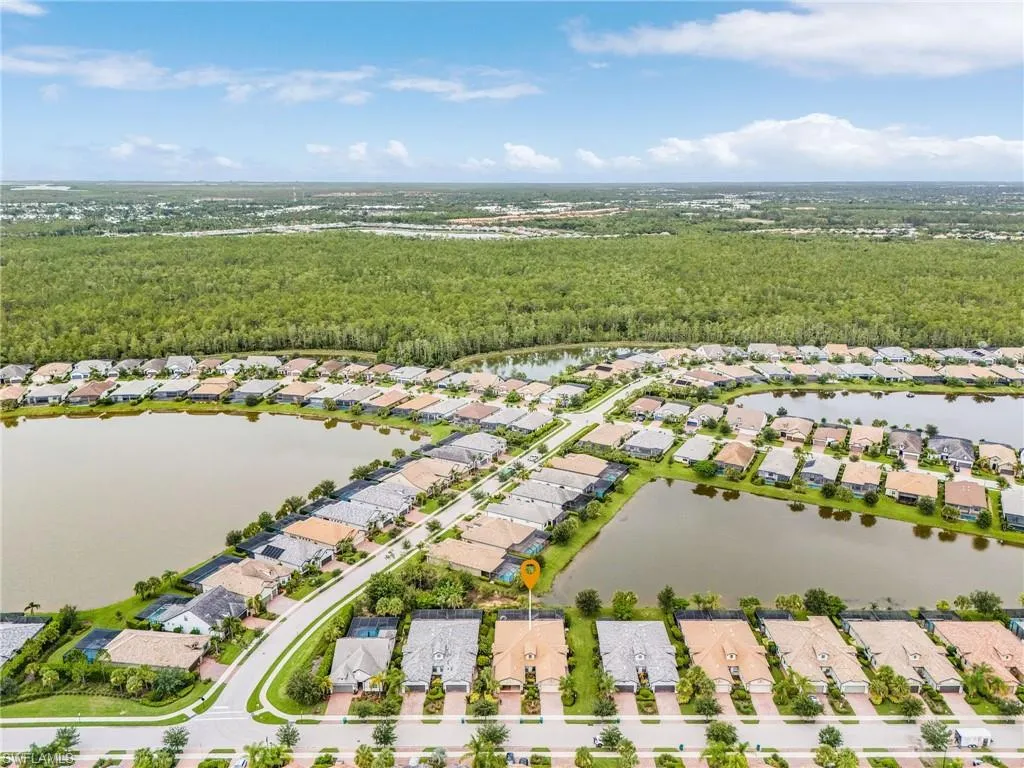 7659 Jacaranda LN, Naples, FL 34114,2025000231
