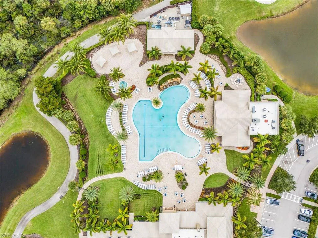 7659 Jacaranda LN, Naples, FL 34114,2025000231