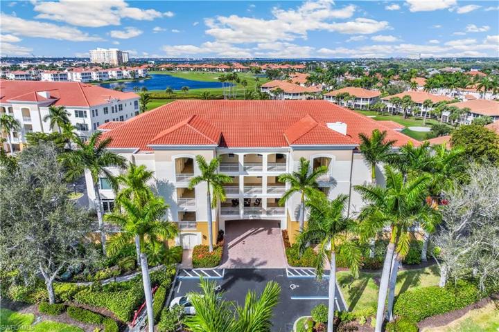 11090 Harbour Yacht CT # 53A, FORT MYERS FL 33908