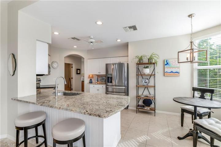 11090 Harbour Yacht CT # 53A, FORT MYERS FL 33908