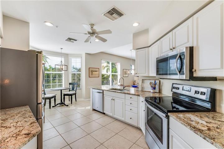 11090 Harbour Yacht CT # 53A, FORT MYERS FL 33908