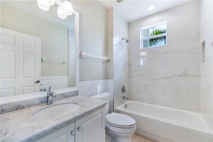 11090 Harbour Yacht CT # 53A, FORT MYERS FL 33908