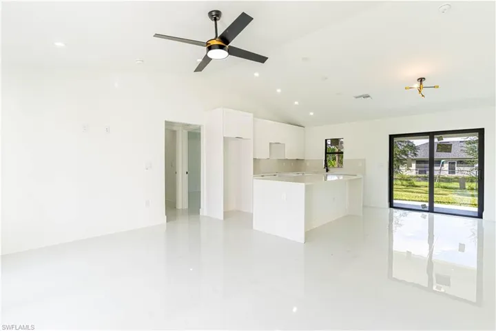 2710 42nd St W, Lehigh Acres, Florida 33971