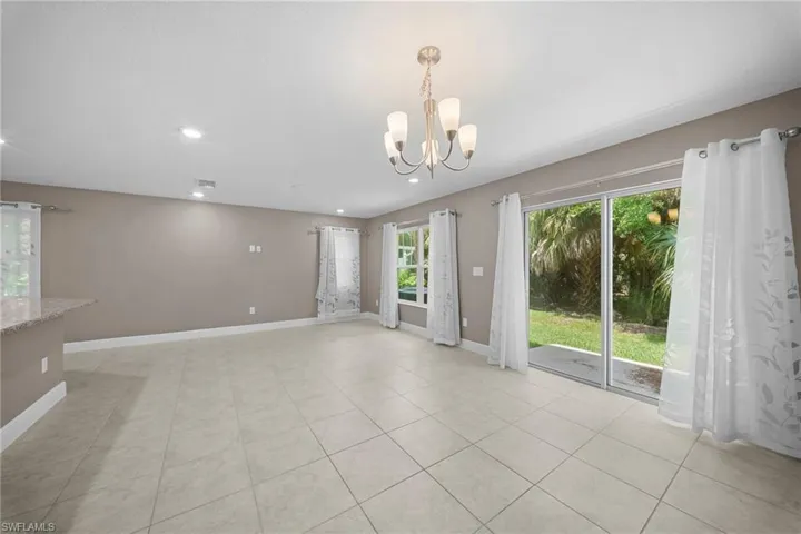 15121  piping plover  CT, North Fort Myers, FL 33917