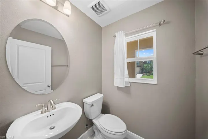 15121  piping plover  CT, North Fort Myers, FL 33917