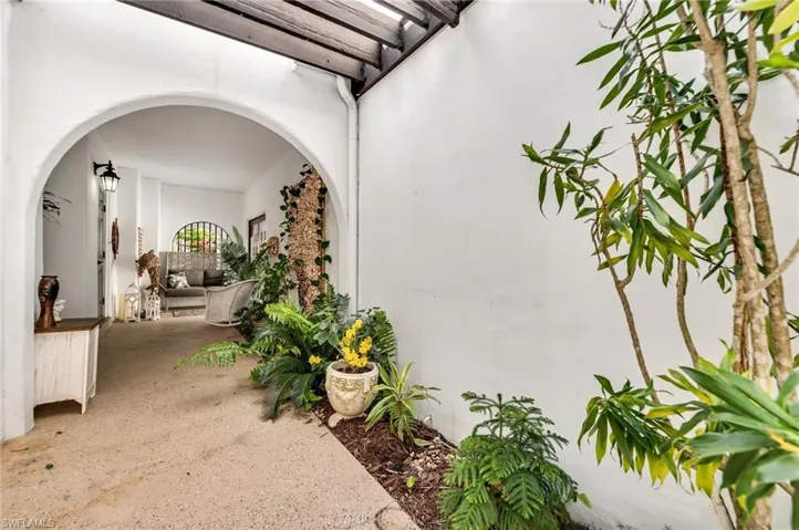 3310  Europa  DR, Naples, FL 34105
