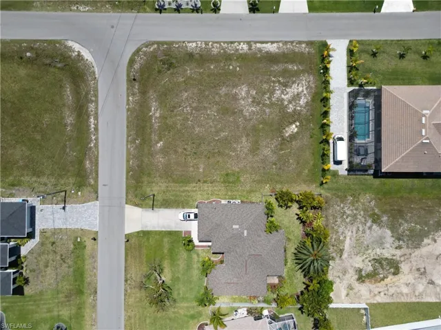 3302 Sw 3rd St, Cape Coral Fl 33991