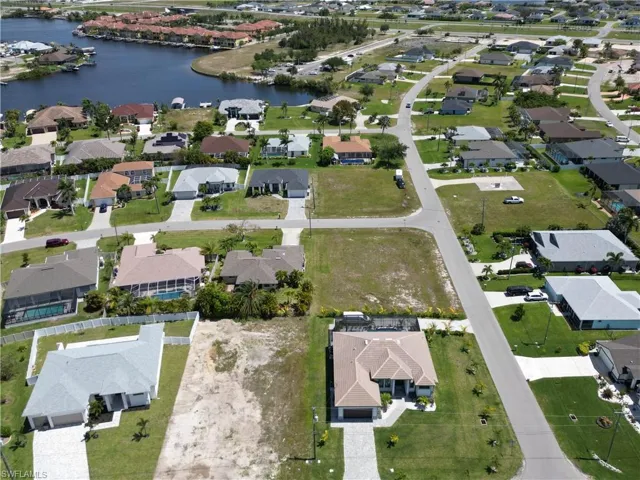 3302 Sw 3rd St, Cape Coral Fl 33991