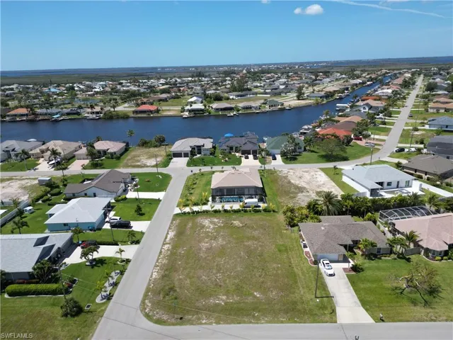 3302 Sw 3rd St, Cape Coral Fl 33991