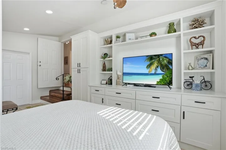 BEDROOM #2