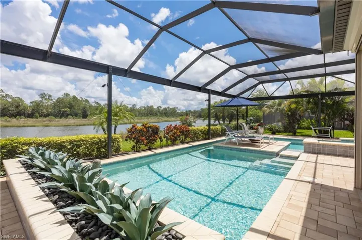 1647 Songbird Ct, Naples, Florida 34120