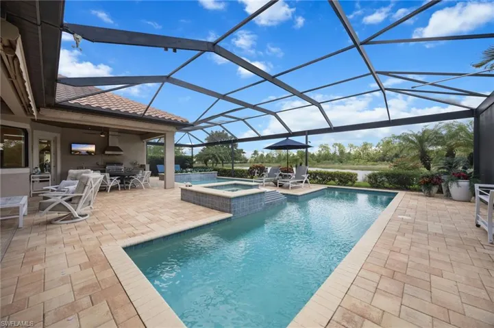 1647 Songbird Ct, Naples, Florida 34120