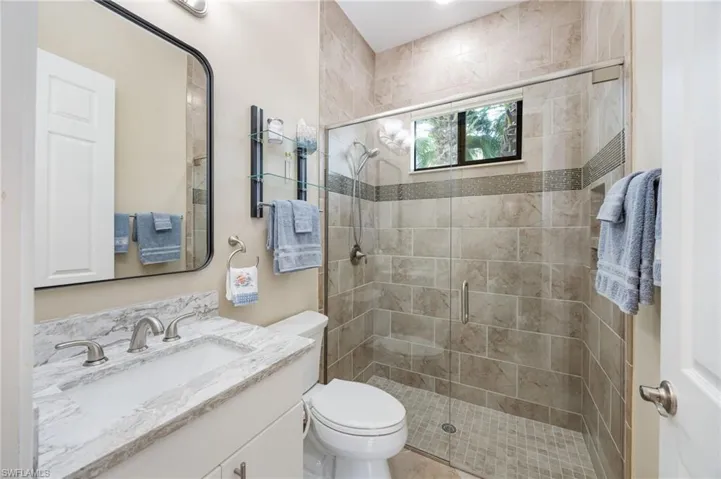 1647 Songbird Ct, Naples, Florida 34120