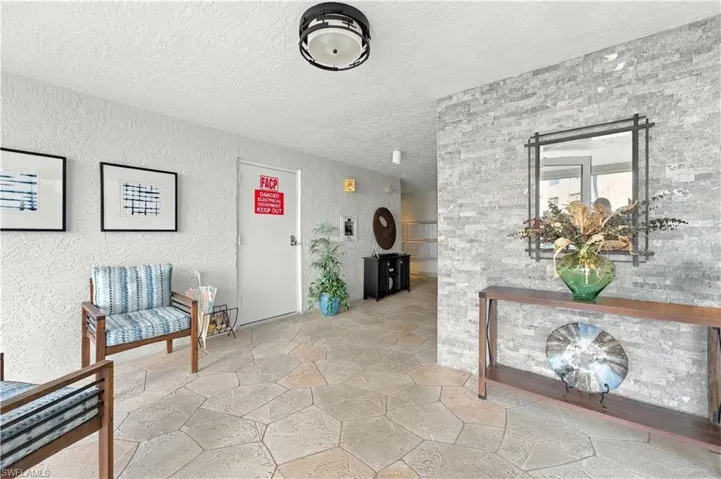 270 Naples Cove Dr 3101, Naples, Florida 34110