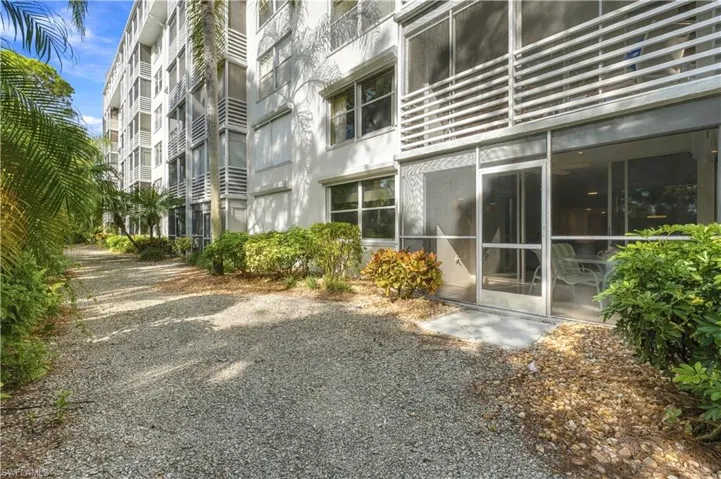 270 Naples Cove Dr 3101, Naples, Florida 34110