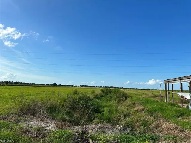 4896  5th  RD, Labelle, FL 33935