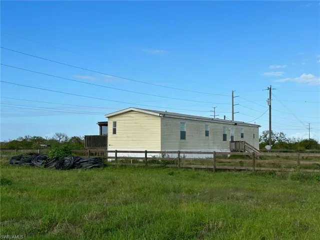 4896  5th  RD, Labelle, FL 33935