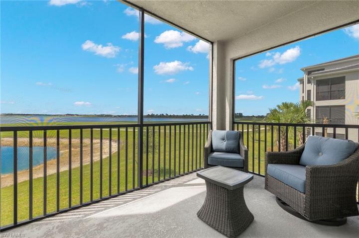 Amazing view of Big Lake, Golf Course & Preserve!