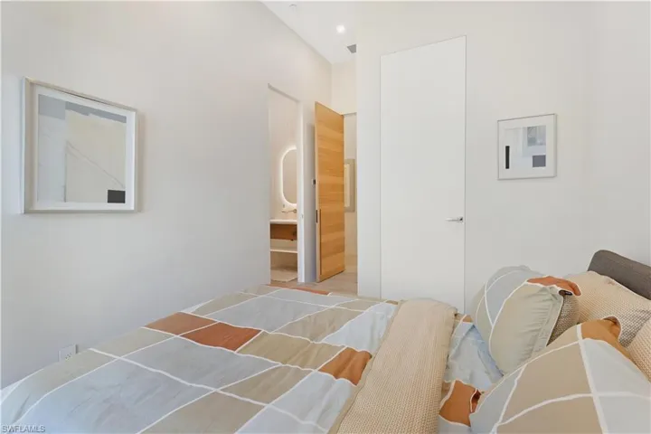 Guest Room 2