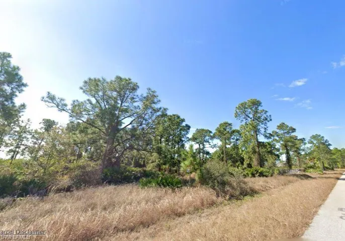 1056 Grove St E, Lehigh Acres, Florida 33974