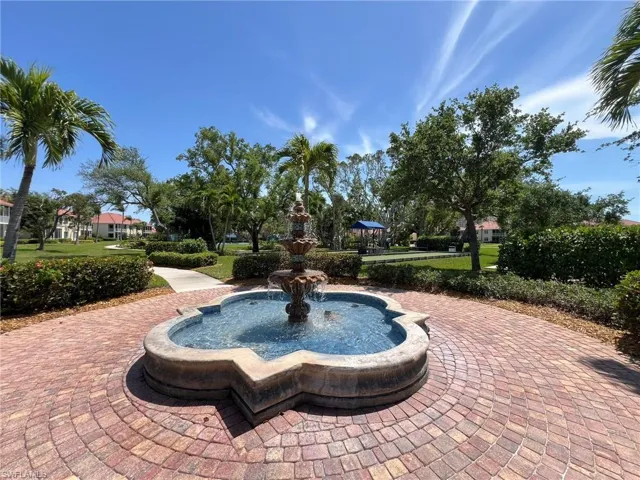 Surrounding community with a yard