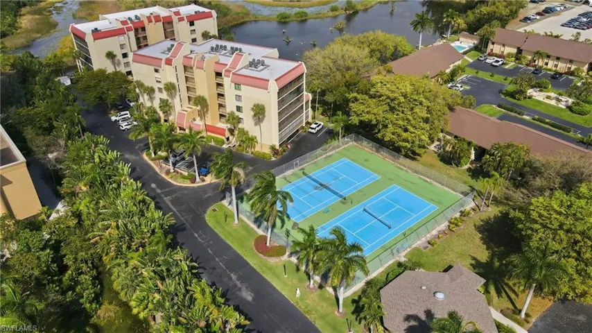 7129 Lakeridge View Ct 104, Fort Myers, Florida 33907