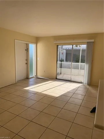 3276  Prince Edward Island  CIR, Fort Myers, FL 33907
