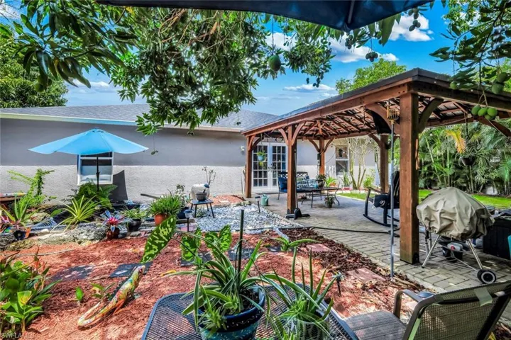 1006 SW 9th  AVE, Cape Coral, FL 33991