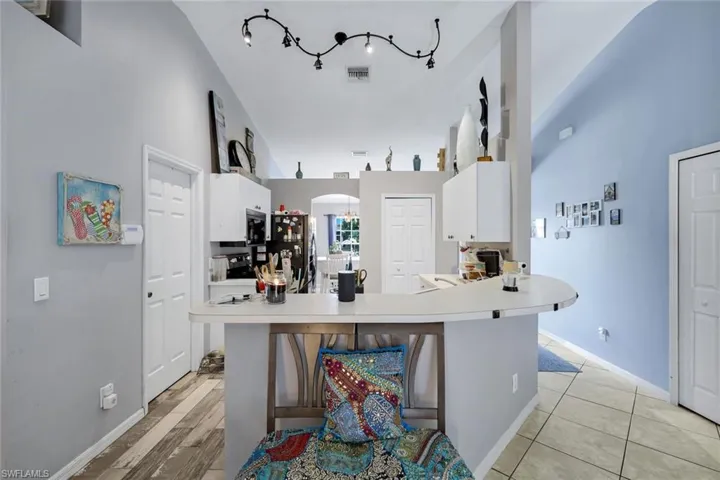 1006 SW 9th  AVE, Cape Coral, FL 33991