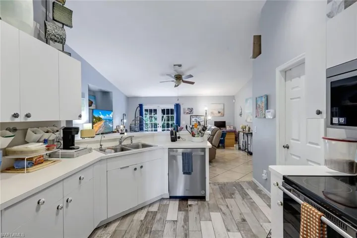 1006 SW 9th  AVE, Cape Coral, FL 33991