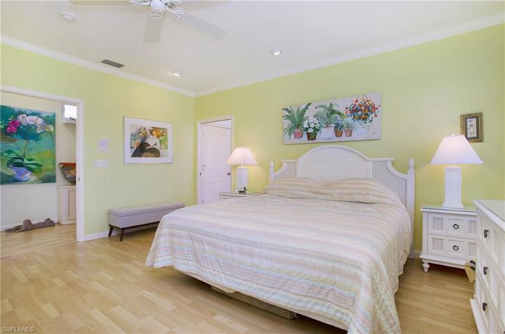 Upstairs apartment Bedroom #1