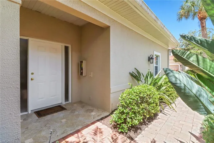 Private side entry