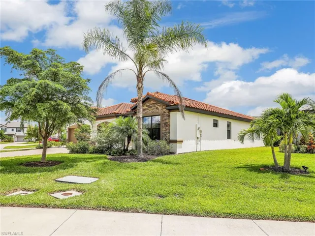 11876 Misty Arbor Run, Fort Myers, Florida 33913