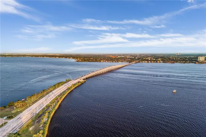 1213 SE 47th  TER, Cape Coral, FL 33904