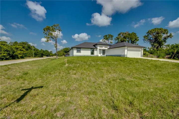 54  Elva S AVE, Lehigh Acres, FL 33976