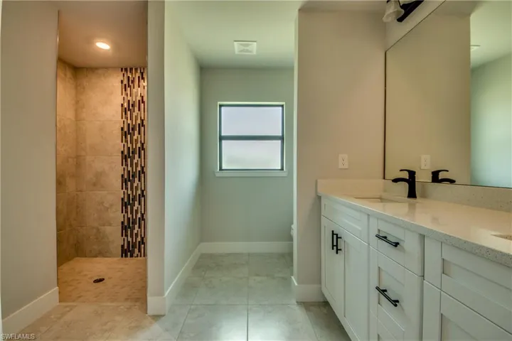 54  Elva S AVE, Lehigh Acres, FL 33976