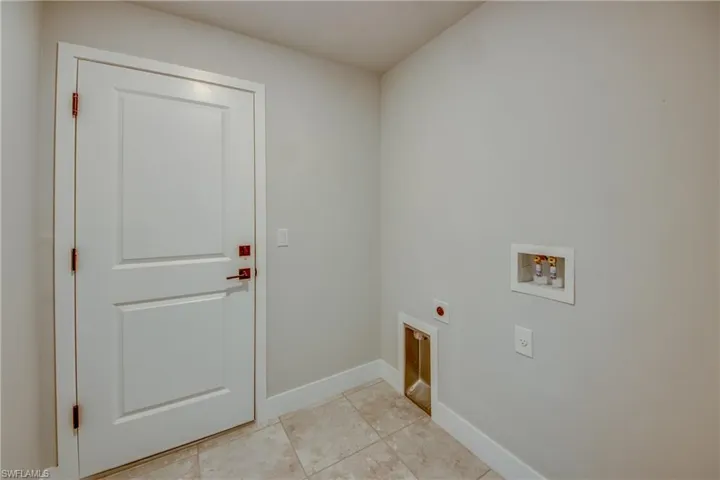 54  Elva S AVE, Lehigh Acres, FL 33976
