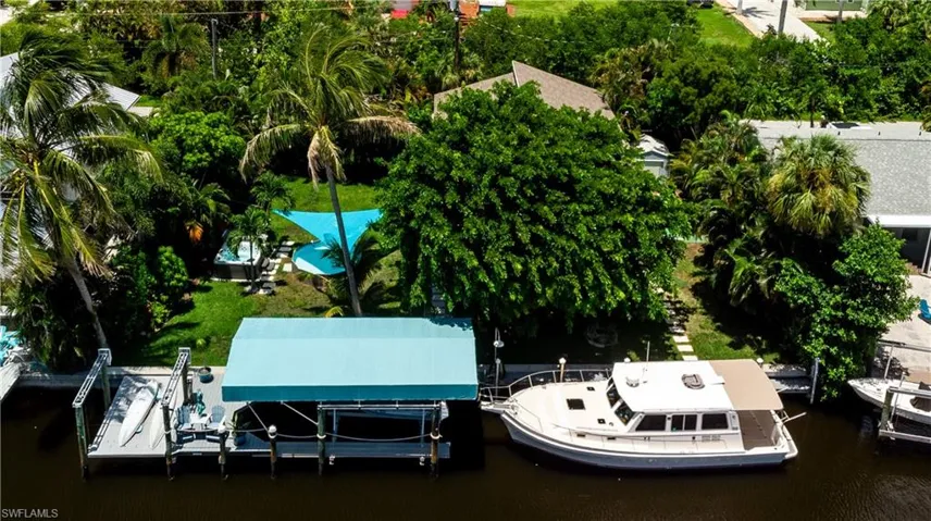 16186 Antigua Way, Bokeelia, Florida 33922