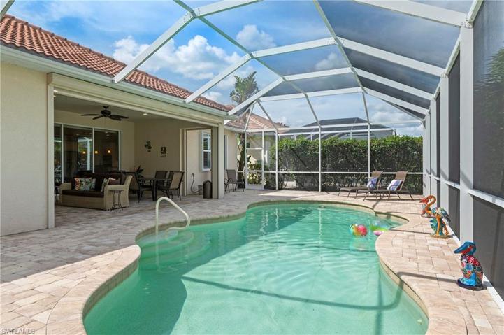 15045 Malayan Court Bonita Springs FL 34135 - Large pool deck area