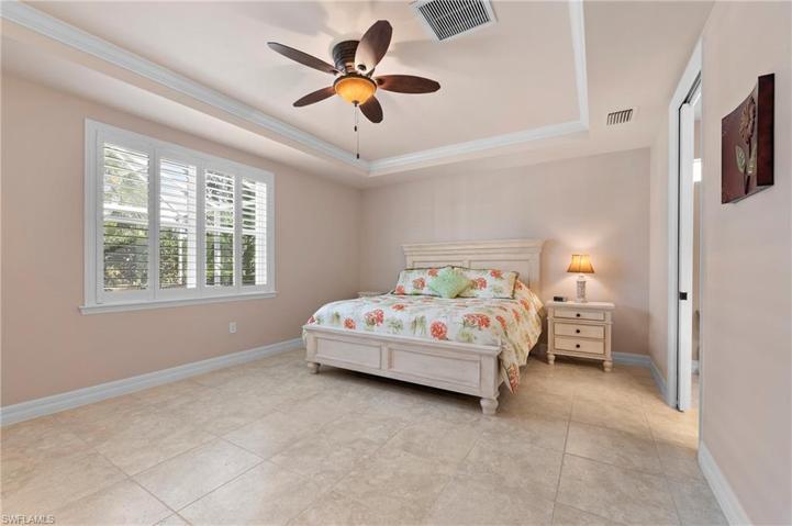 15045 Malayan Court Bonita Springs FL 34135 - Owner's bedroom with sitting area