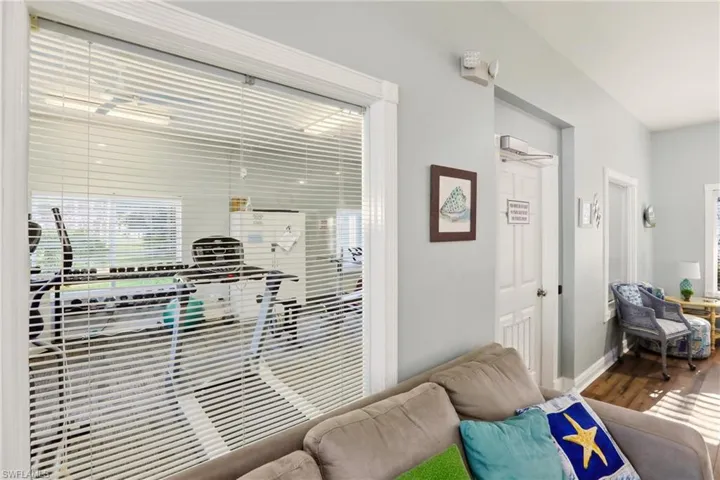 289  Robin Hood  CIR, Naples, FL 34104