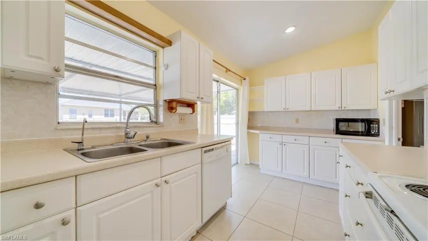 1133 Lovely Ln, North Fort Myers, Florida 33903