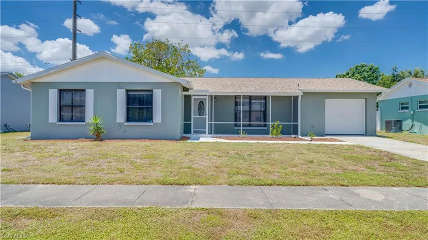 1133  Lovely  LN, North Fort Myers, FL 33903