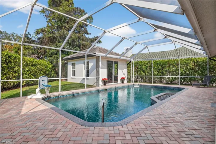 263 Silverado Dr, Naples, Florida 34119