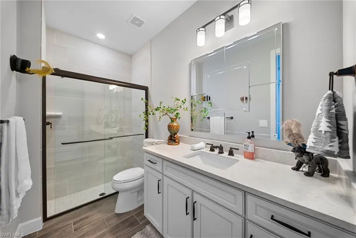 9811 Everglades Dr, Naples, Florida 34120