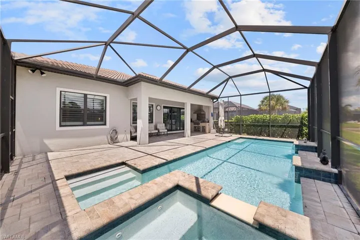 9811 Everglades Dr, Naples, Florida 34120
